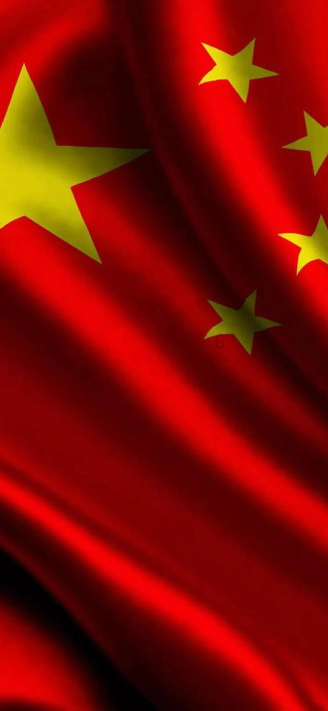 惊险一幕!两岁女孩被落站台惊慌奔跑高铁客运员接力送回
